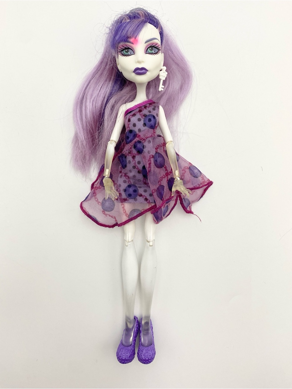 2008 Monster High Spectra Vondergeist Dot Dead Gorgeous Doll
